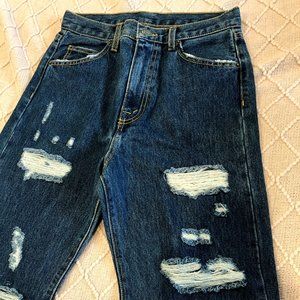 LF BRAND NEW Carmar Distressed Jeans